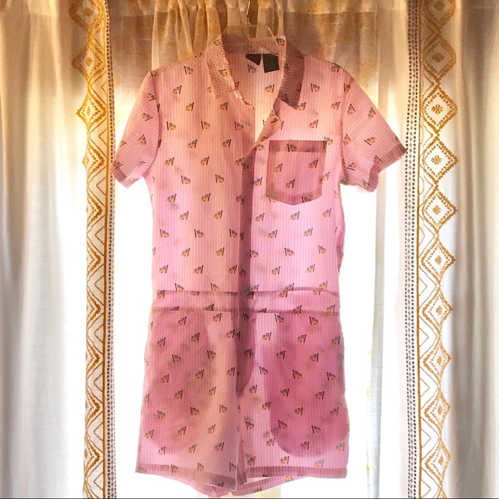 🌈🏳️‍🌈PRIDE ROMPER NWOT❤️🧡💛💚💚💙💜🖤